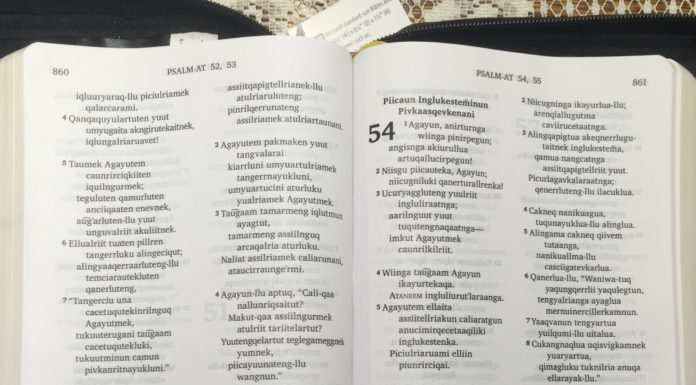 Pubblicata la prima bibbia in eschimese
